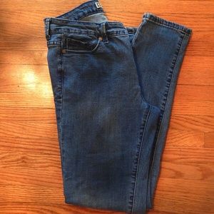 White House Black Market Blanc Jeans